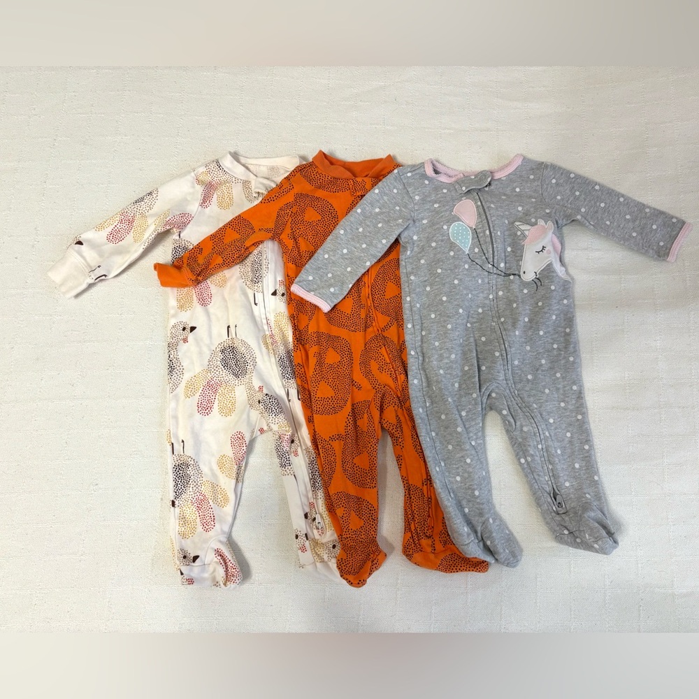 Carter's sleep and play bundle size 6 months
